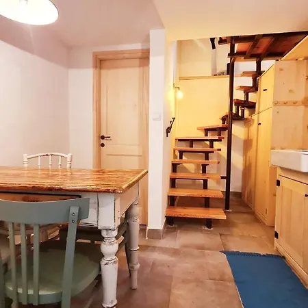 Feriehus Amorino - Old Town House Cres