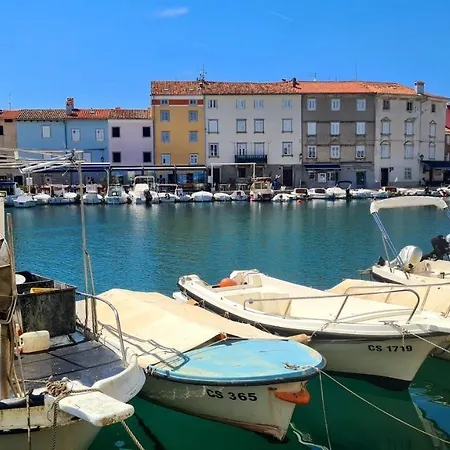 Amorino - Old Town House Feriehus